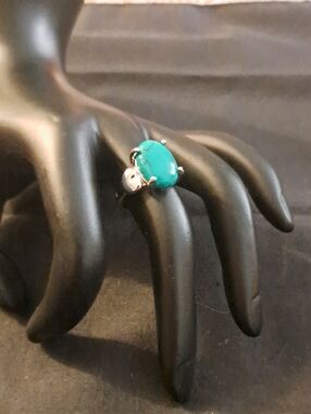 Turquoise Oval Stone Ring in Silver Tone - Women Jewelry